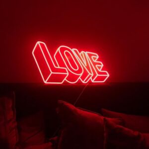 LOVE NEON